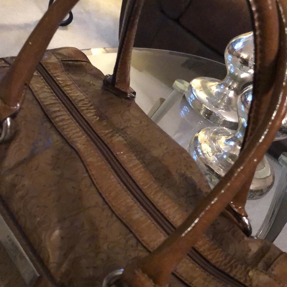 Guess Signature brown bag with patent trim - Picture 3 of 8
